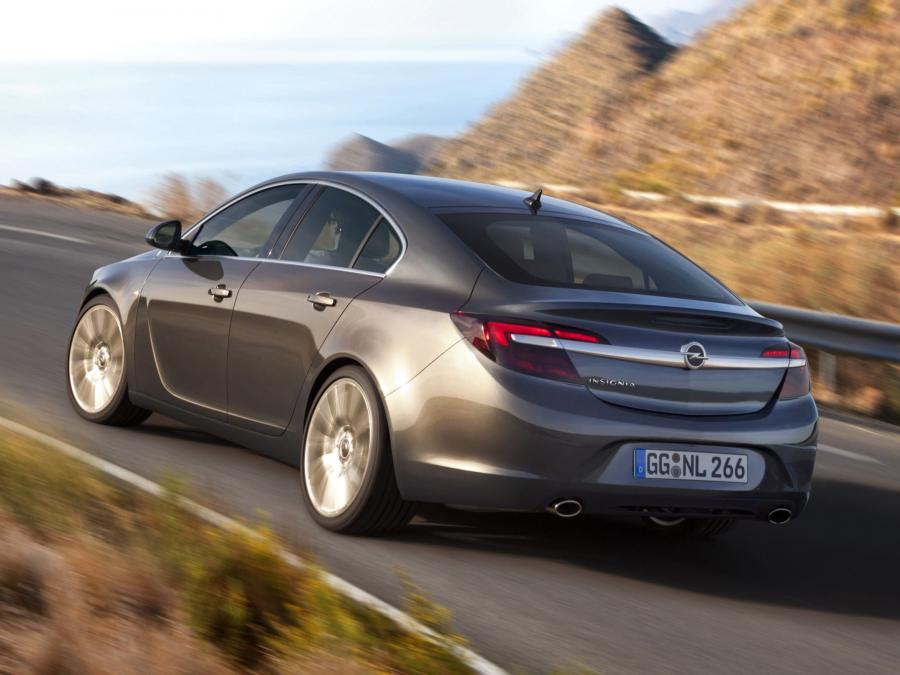  Opel Insignia Hatchback 2013 года  (фото 16 из 16)